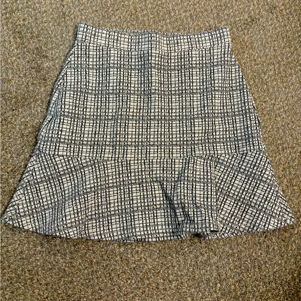 Black and white plaid skirt